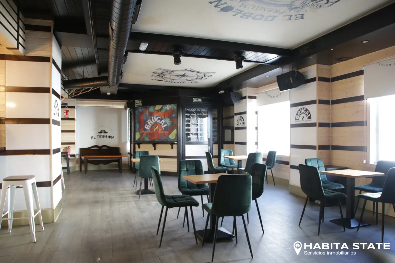 Local en venta en Adra con Aire acondicionado, Amueblado y Alarma