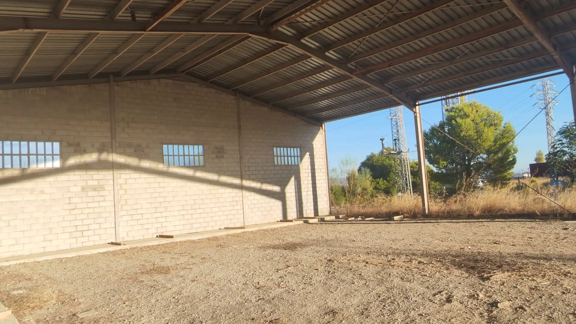 Industrial building for sale in Calle Río Gállego 20, imagen 9