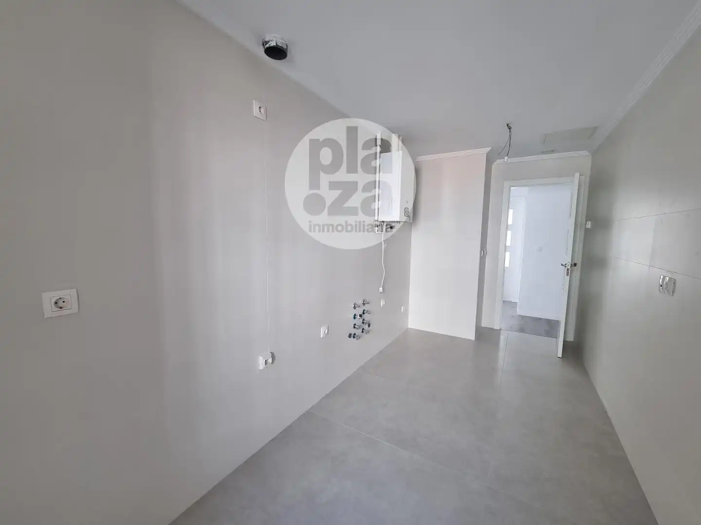 Piso en venta en Burgos con Calefacción, Terraza y Trastero
