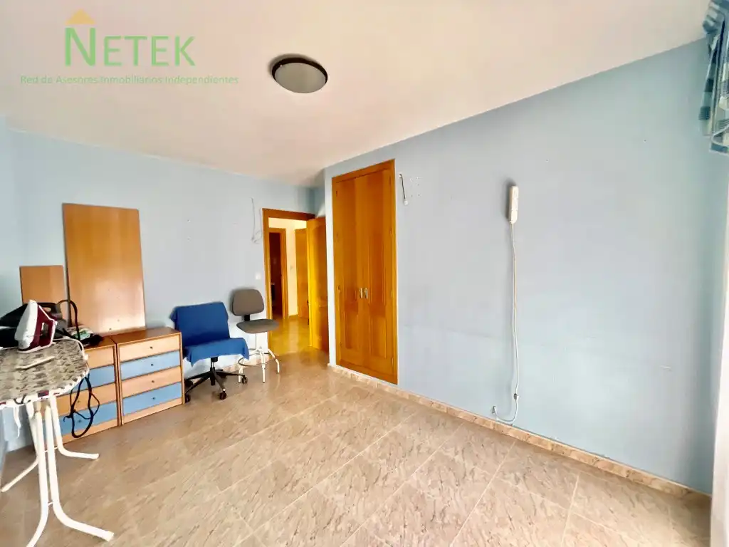 Habitación de Dúplex en venta en Murcia