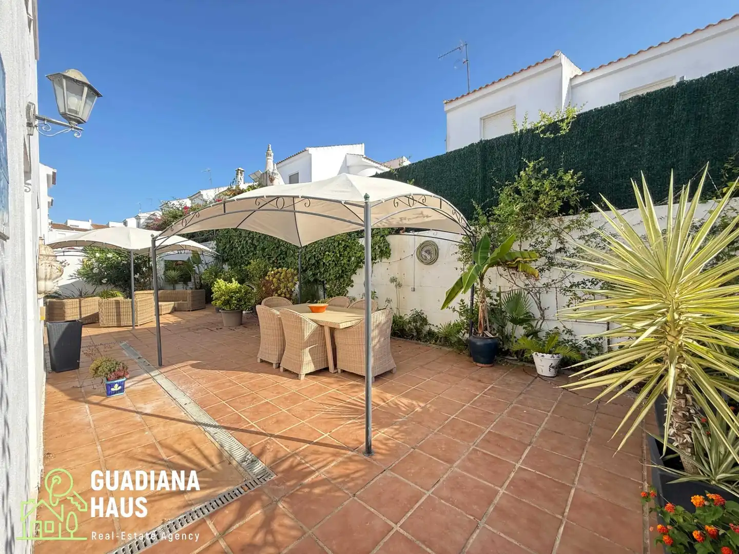 Vista exterior de Casa o chalet en venta en Villablanca con Terraza, Trastero y Piscina comunitaria