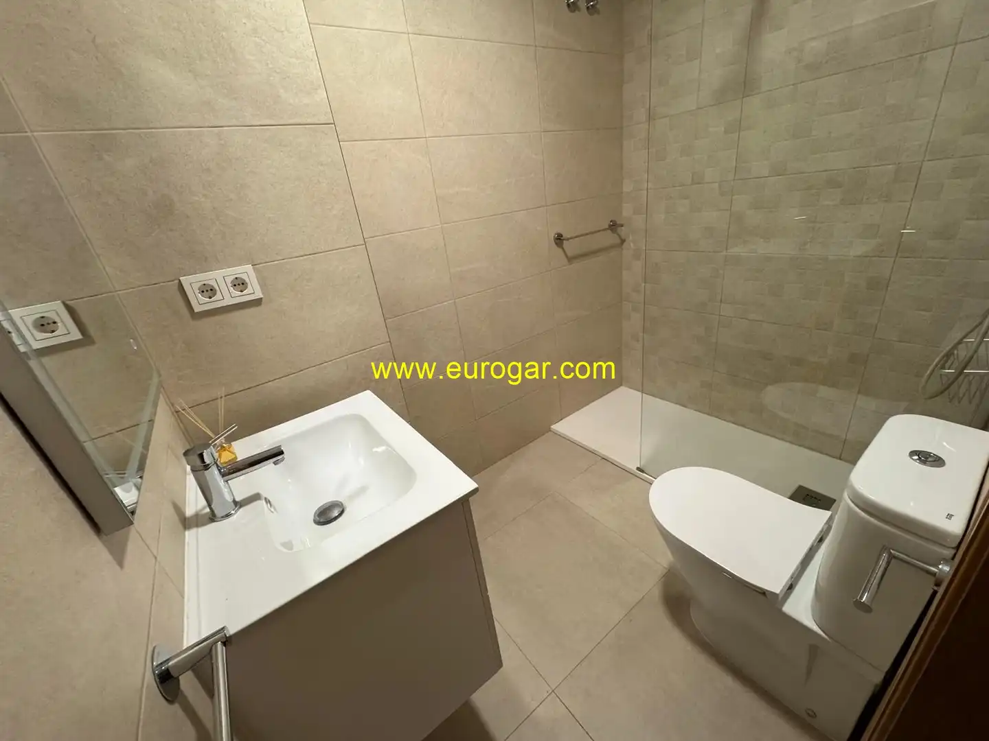 Flat with lift for sale in Cheste, imagen 2