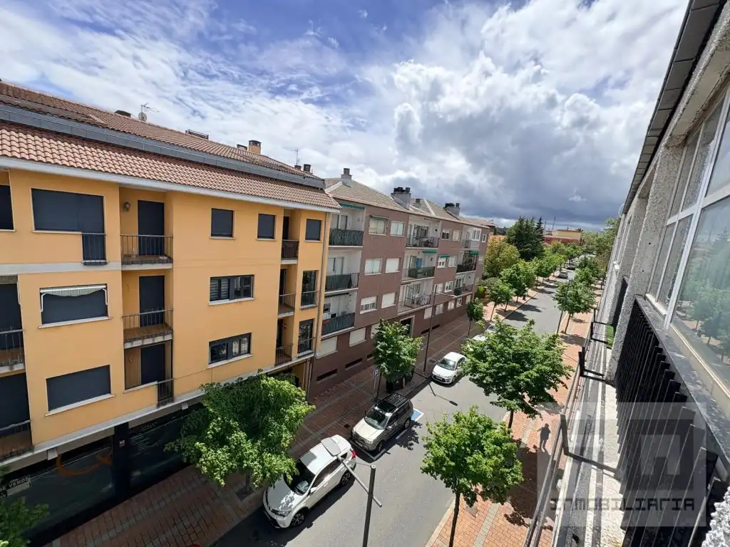Außenansicht von Wohnung zur Miete in Las Navas del Marqués 