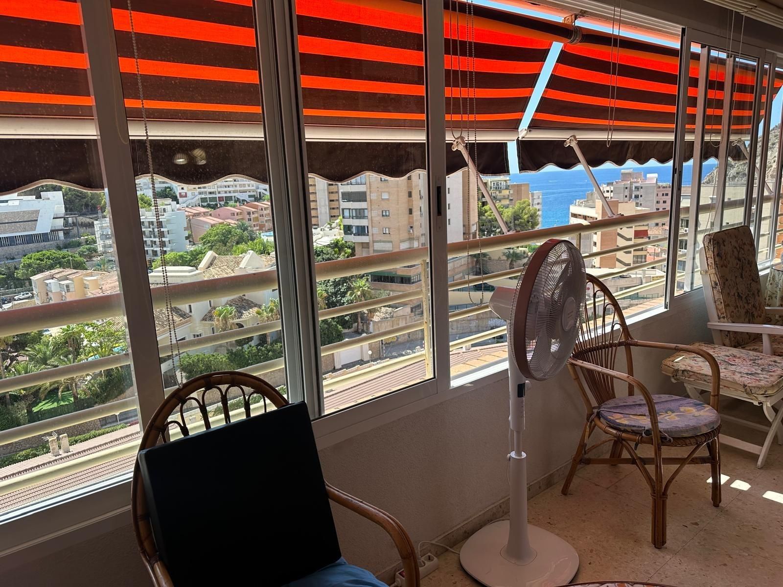 Dormitori de Apartament en venda en Benidorm amb Jardí privat, Terrassa i Traster