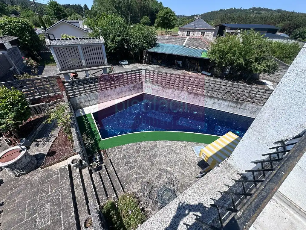 Piscina de Casa o chalet en venta en Lugo