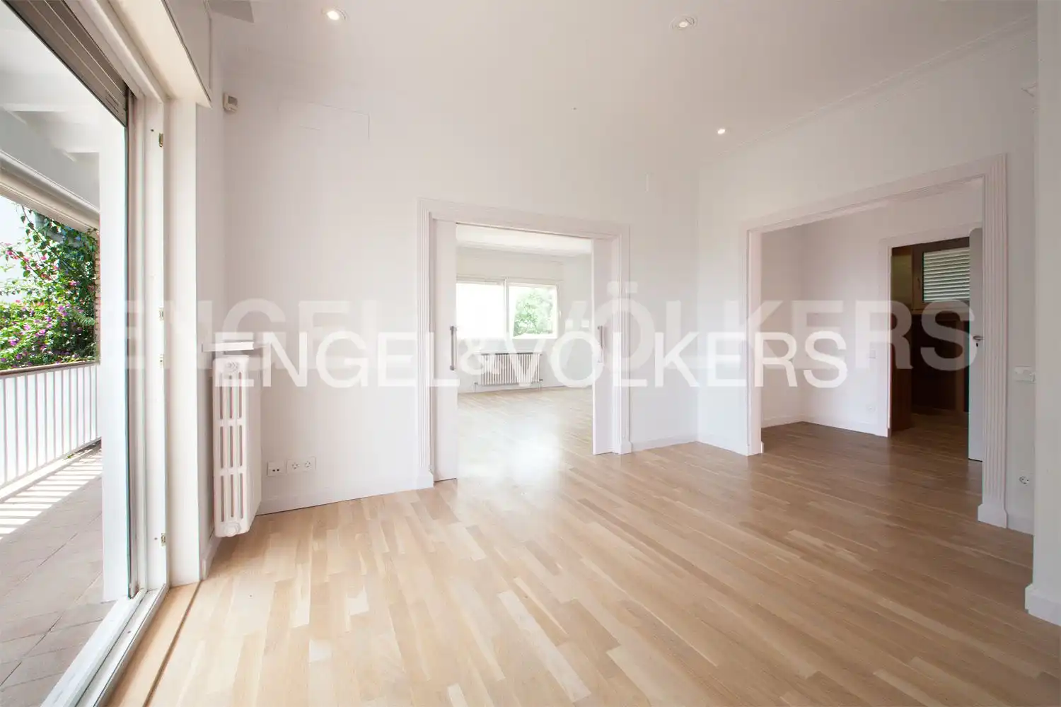 Sala d'estar de Casa o xalet de lloguer en Barcelona amb Aire condicionat, Calefacció i Jardí privat