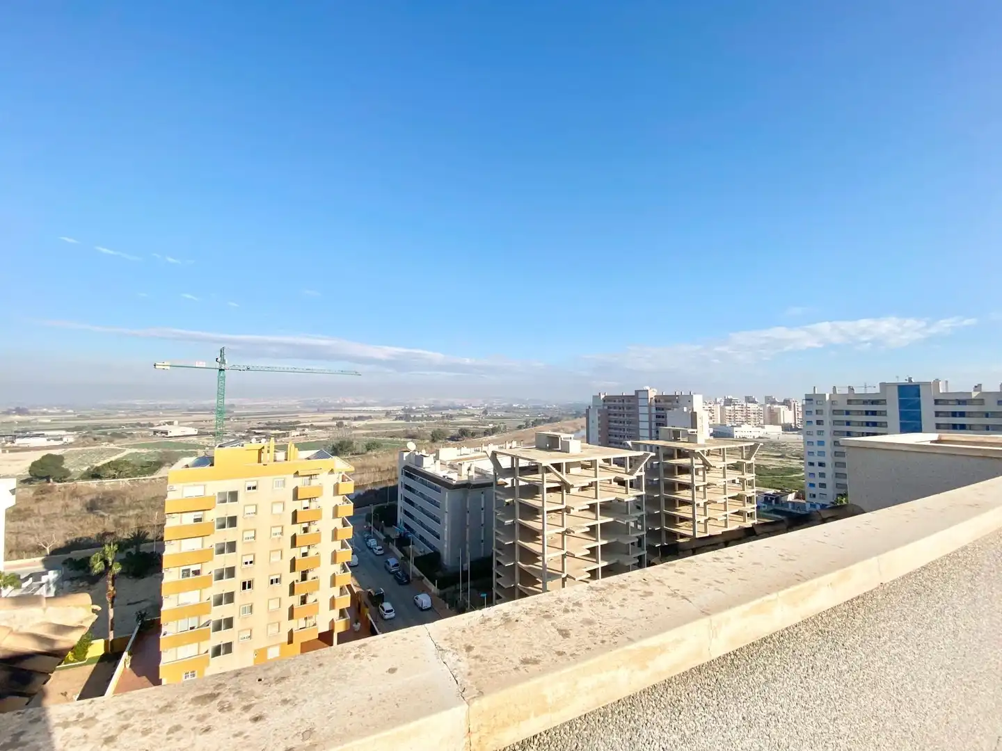 Apartamento con terraza en alquiler en Puerto Deportivo, imagen 2