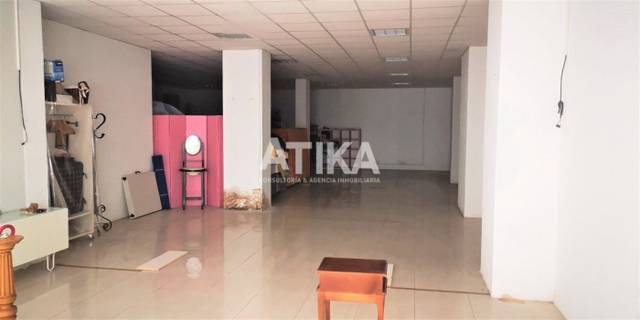 Local comercial en Alquiler en Sant Josep - Zona Hospital