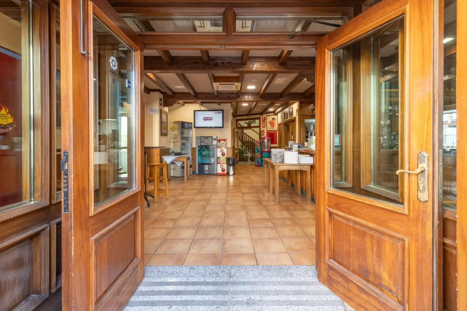 Gebäude zum Verkauf in La Zubia Ciudad