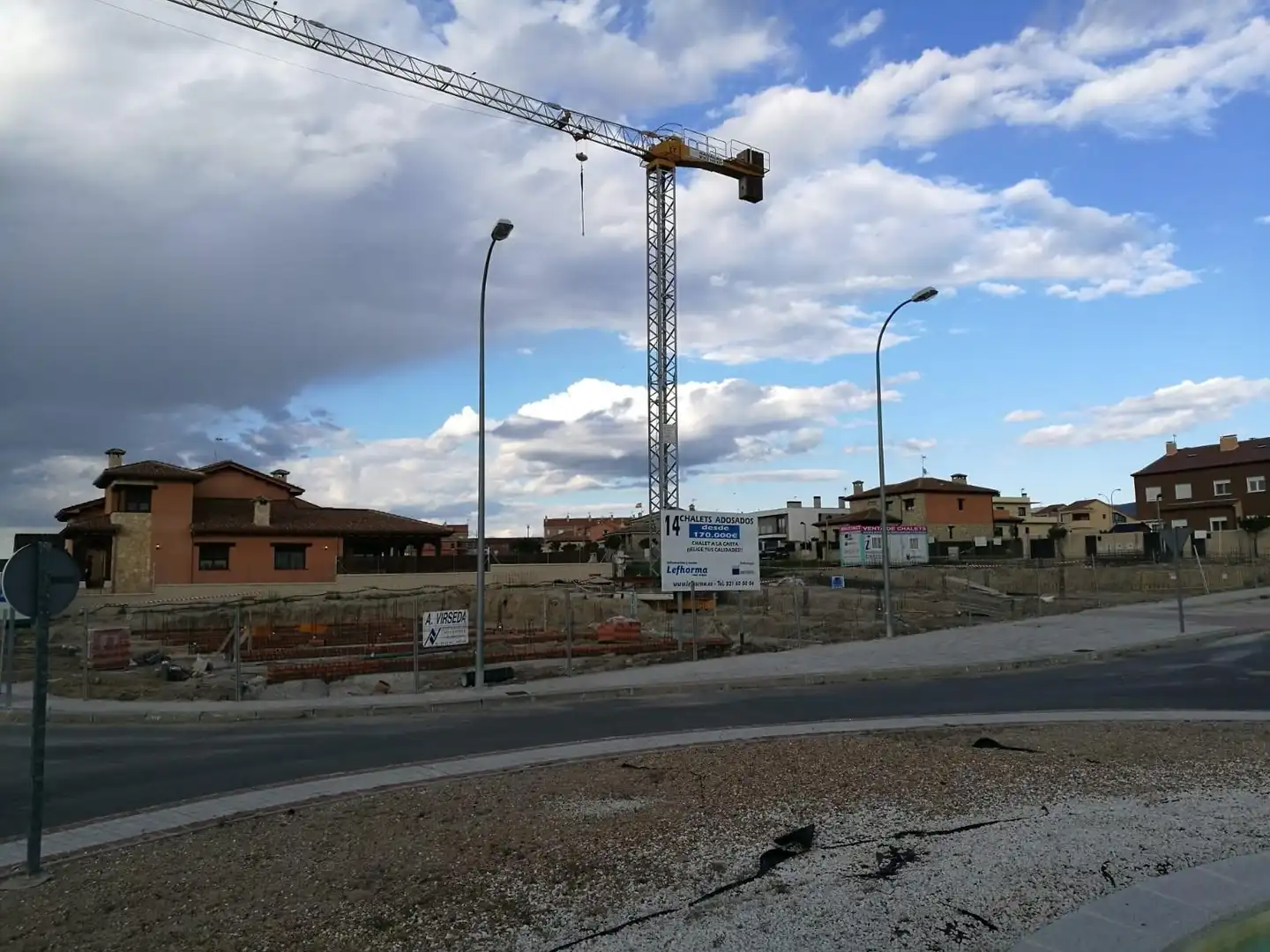 Vista exterior de Terreny industrial en venda en La Lastrilla 