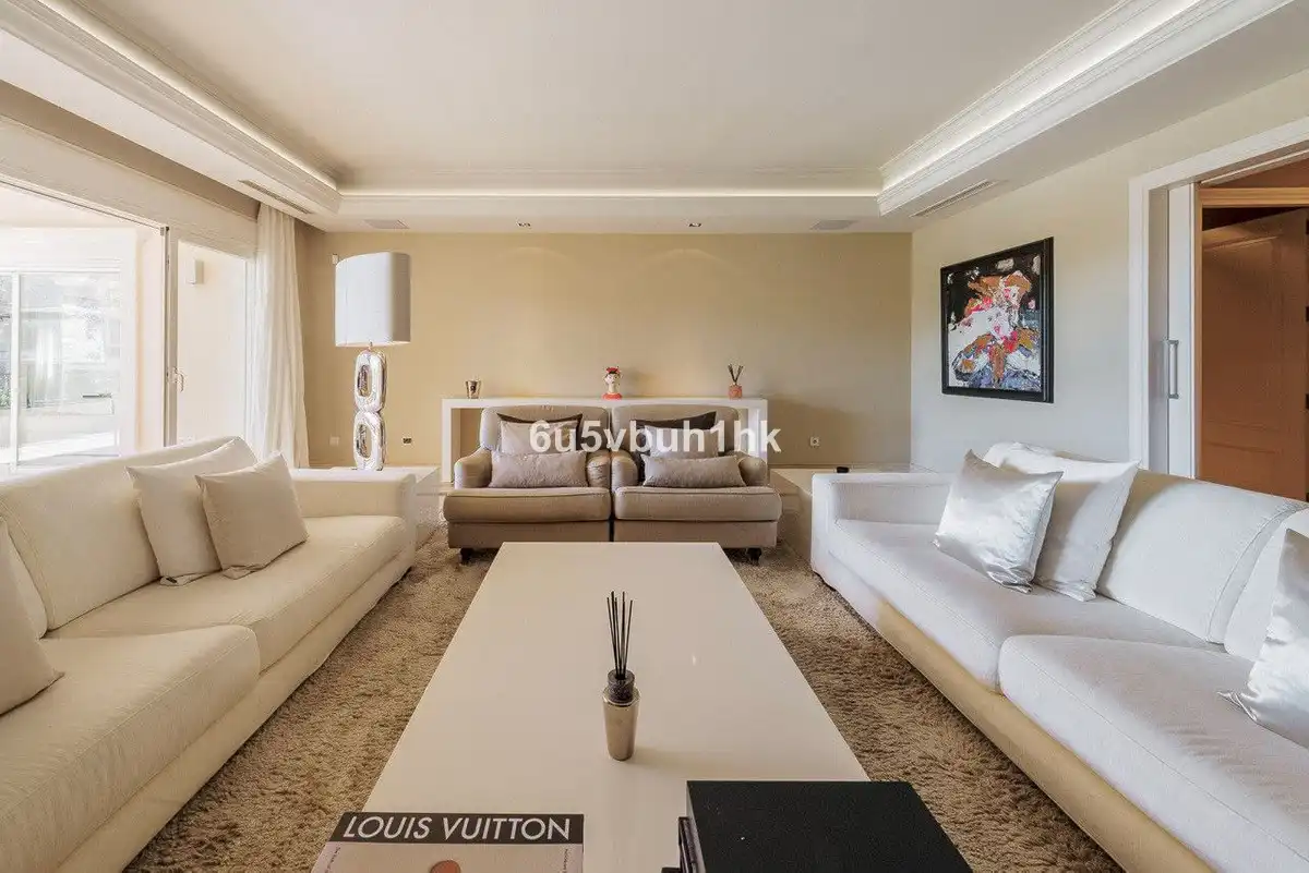 Penthouse with pool for sale in Milla de Oro, imagen 2