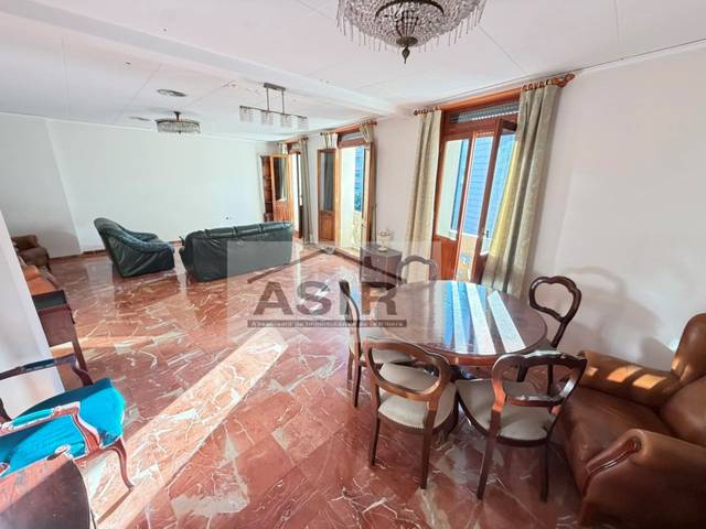 Piso en Alquiler en Calle Mestre Giner en Centre