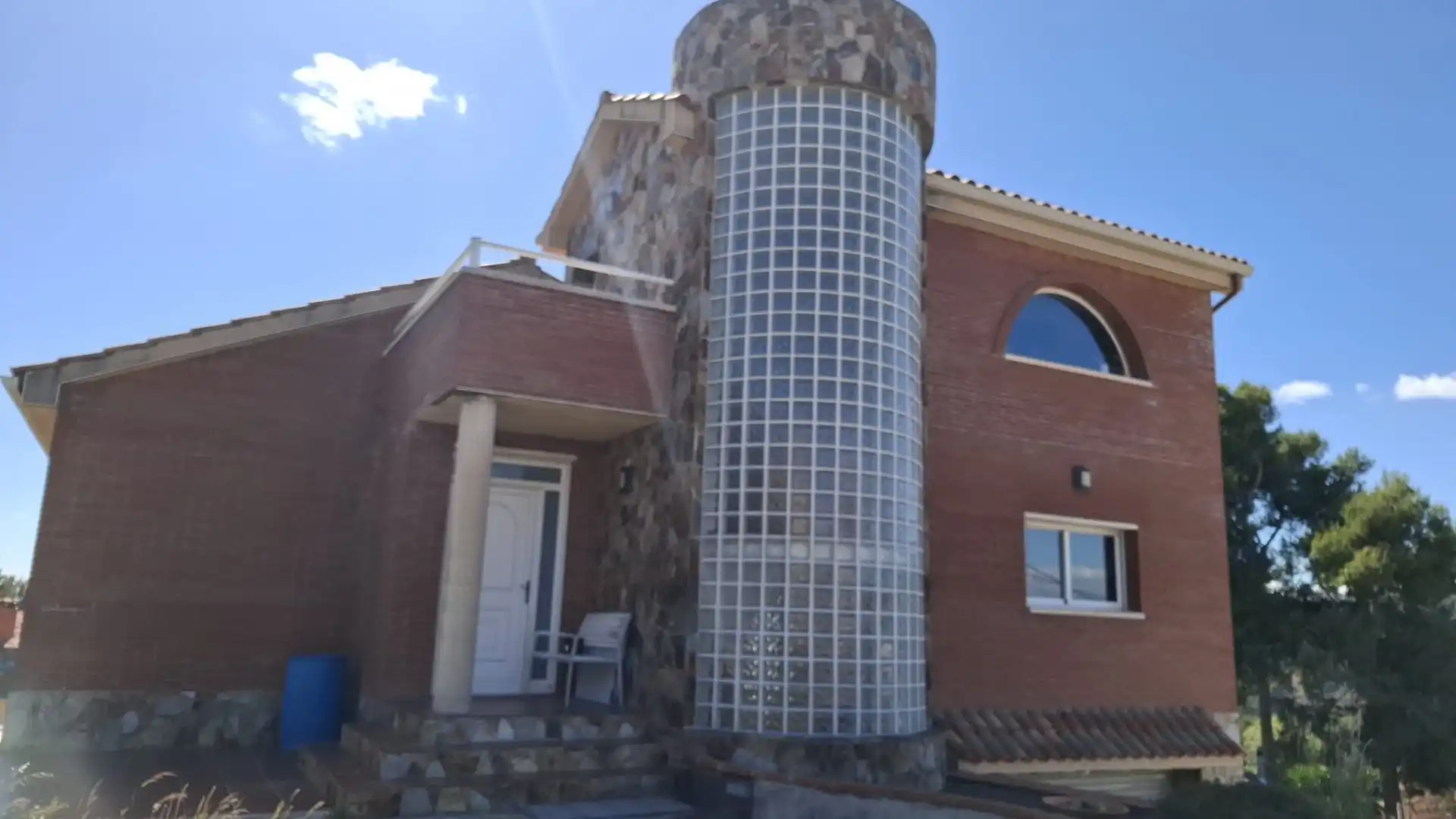 Vista exterior de Casa o chalet en venta en Olesa de Bonesvalls con Calefacción, Terraza y Trastero