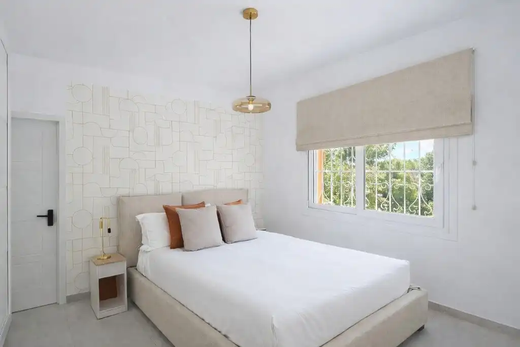 Habitación de Apartamento en venta en Calvià con Aire acondicionado, Jardín privado y Terraza