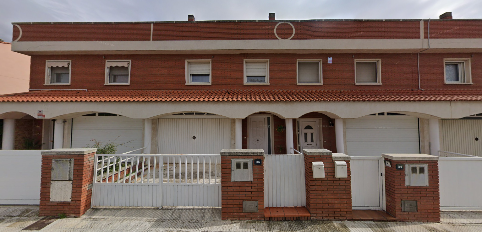 Vista exterior de Pis en venda en Abrera