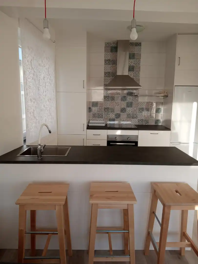 Cuina de Apartament en venda en Lugo amb Calefacció, Terrassa i Moblat