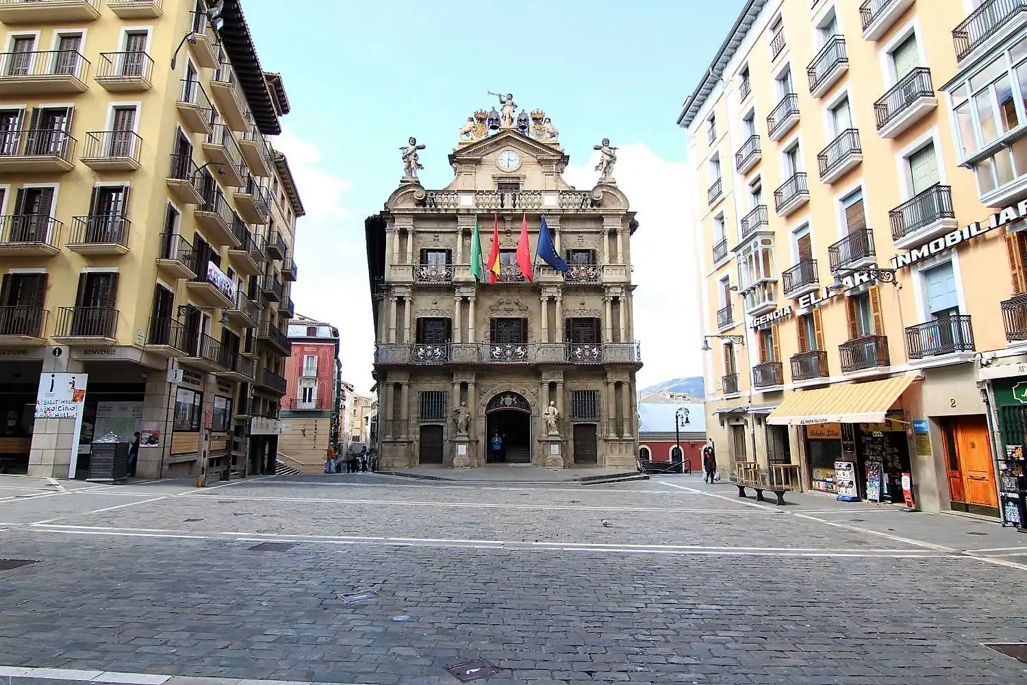 Local comercial en venda a Calle de la Zapatería 4