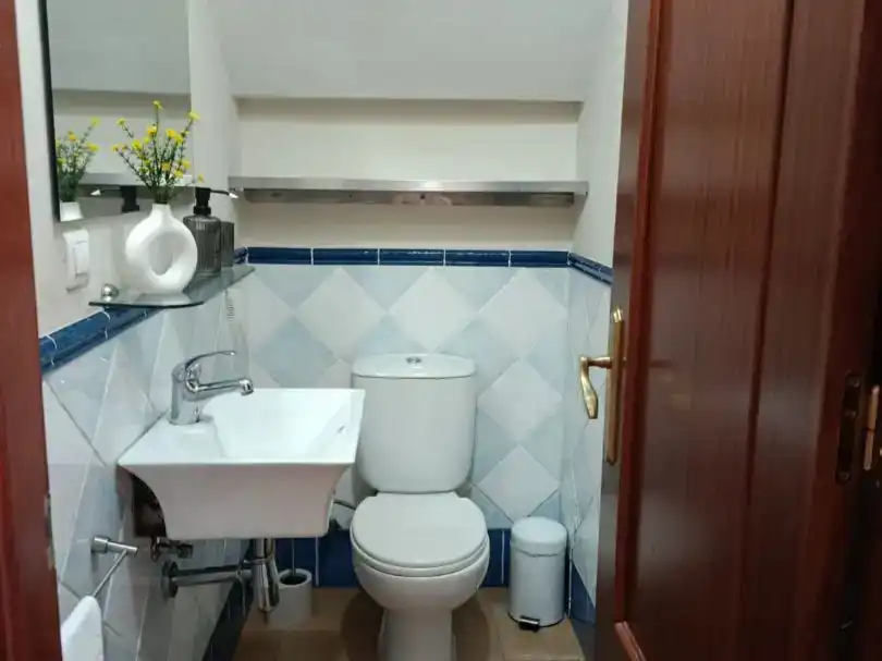Baño de Piso en venta en Campofrío con Aire acondicionado, Amueblado y Balcón