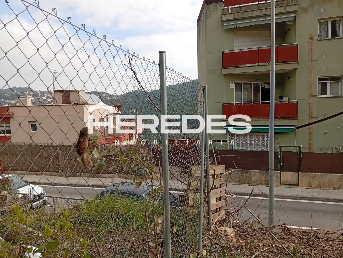 Terreno residencial en venta en Carrer Montserrat Roig, imagen 3