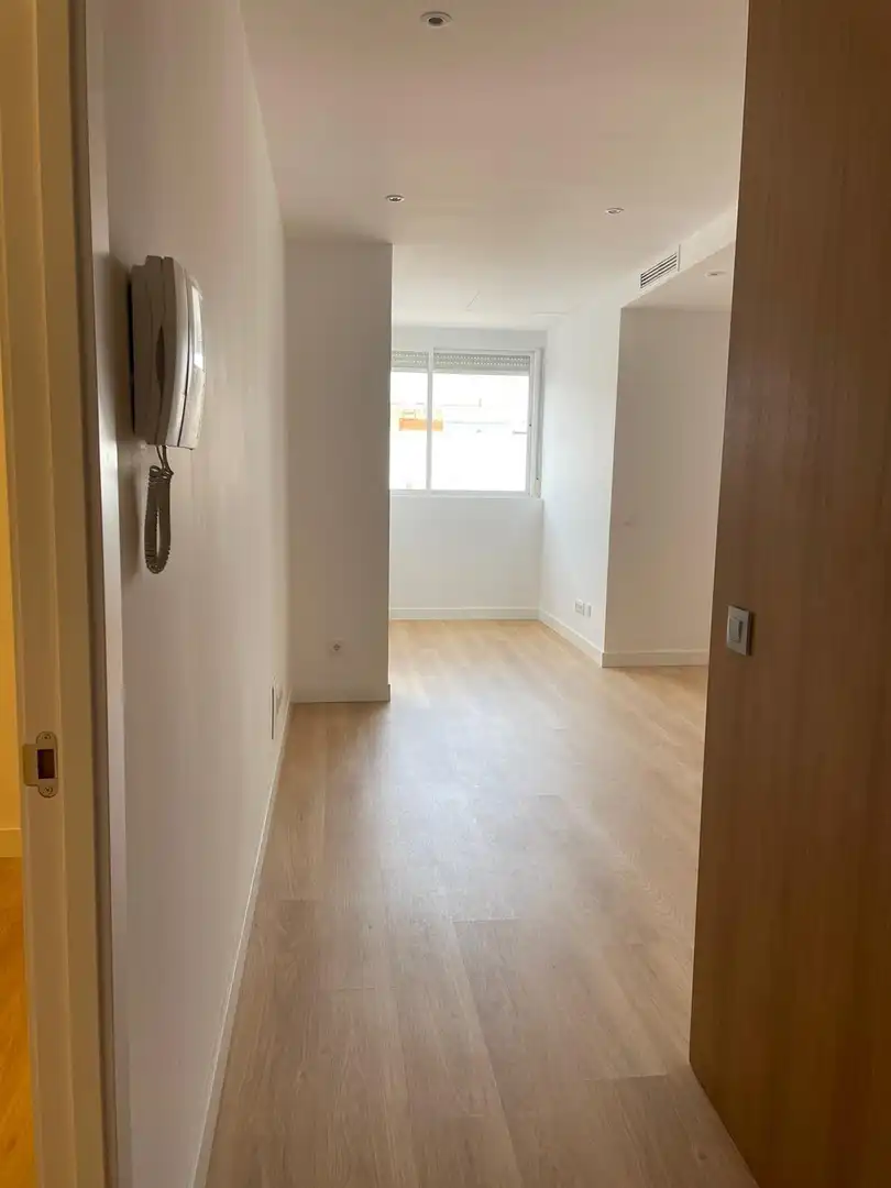 Piso con ascensor en venta en Calle ARTISTAS, imagen 9