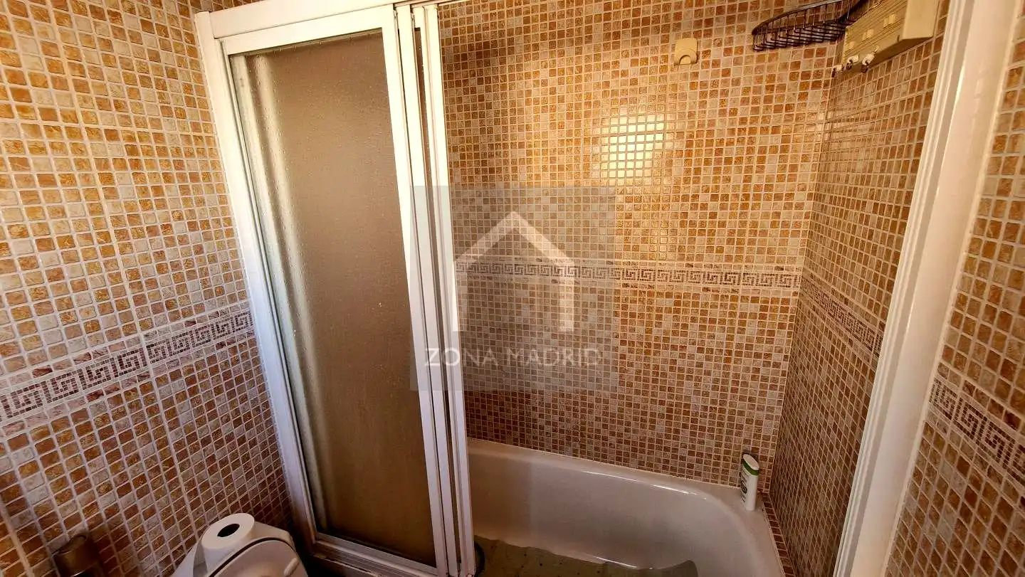 Piso con ascensor en venta en Calle de Indalecio Fernández, imagen 17