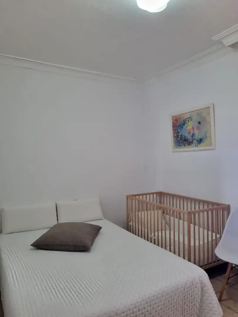 Habitación de Piso en venta en El Rosario con Amueblado y Piscina comunitaria
