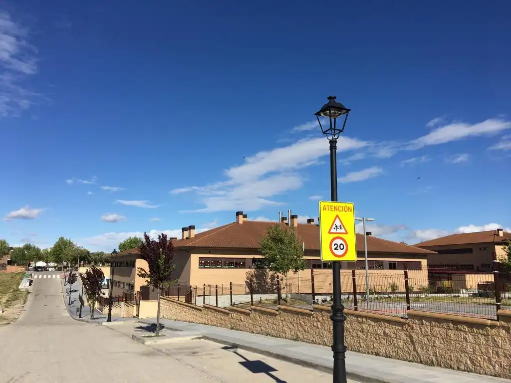Vista exterior de Terreno en venta en Sevilla la Nueva