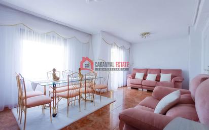 Living room of Flat for sale in  Valencia Capital  with Air Conditioner, Furnished and Balcony