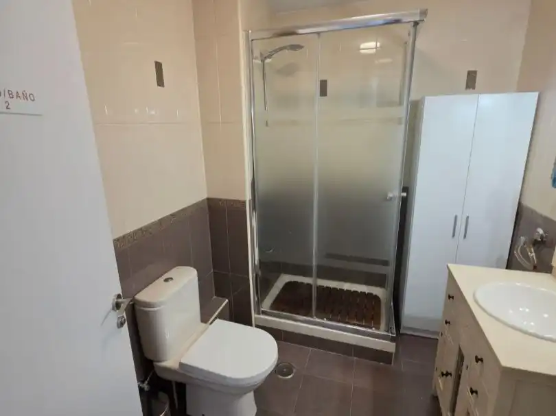 Bany de Pis per a compartir en Torrejón de Ardoz amb Aire condicionat, Calefacció i Parquet