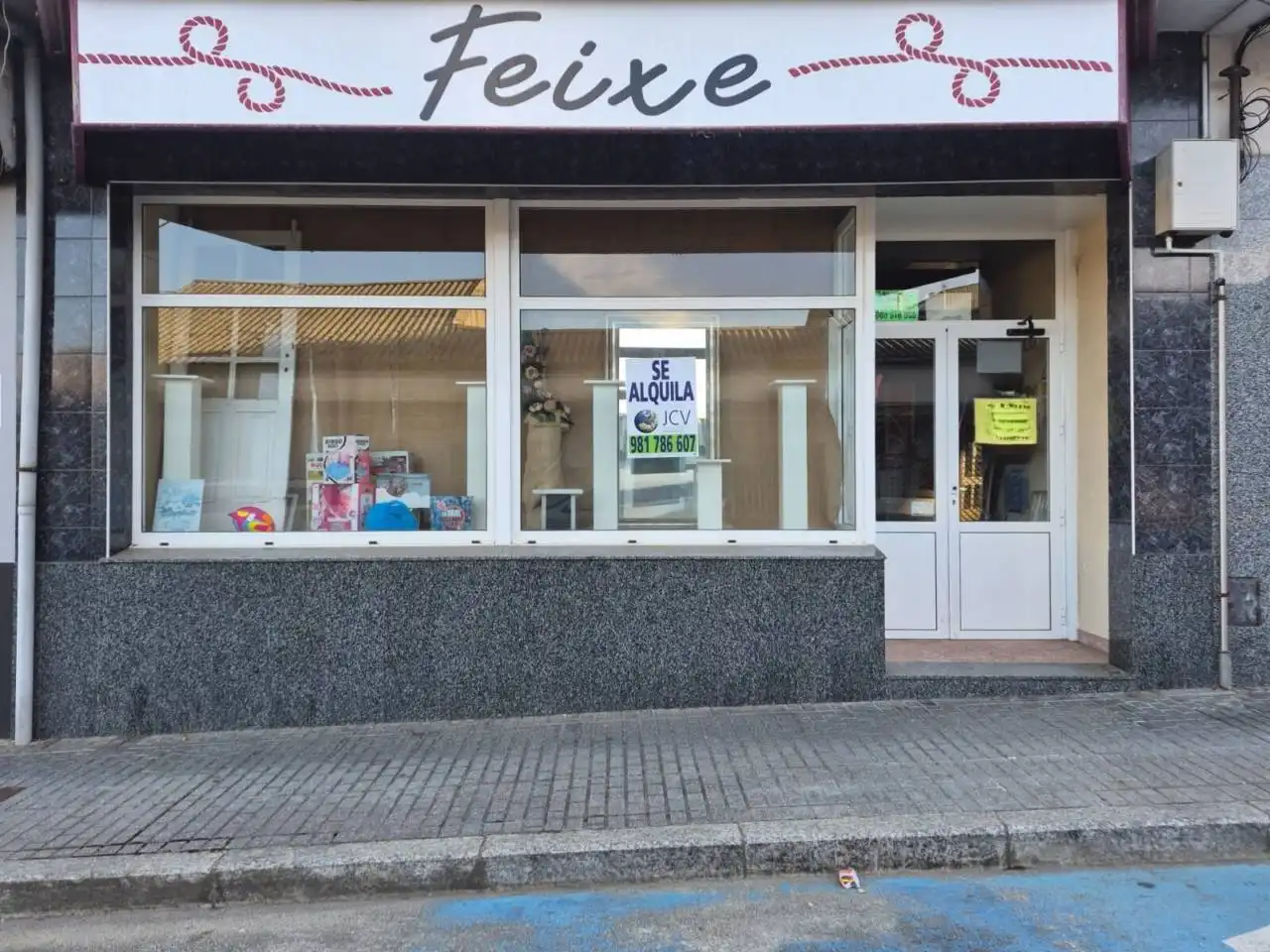 Gebäude zur Miete in Curtis