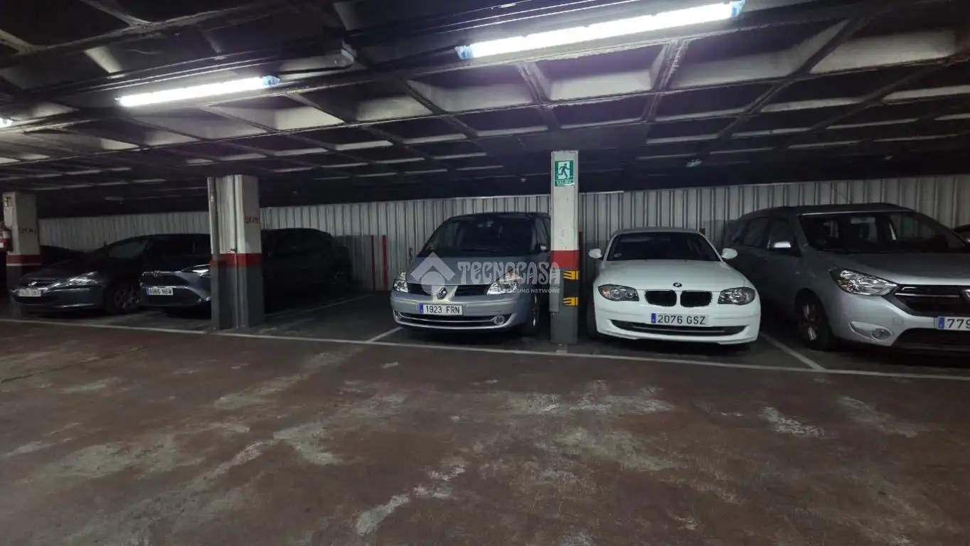 Parking de Garaje en venta en Rondilla