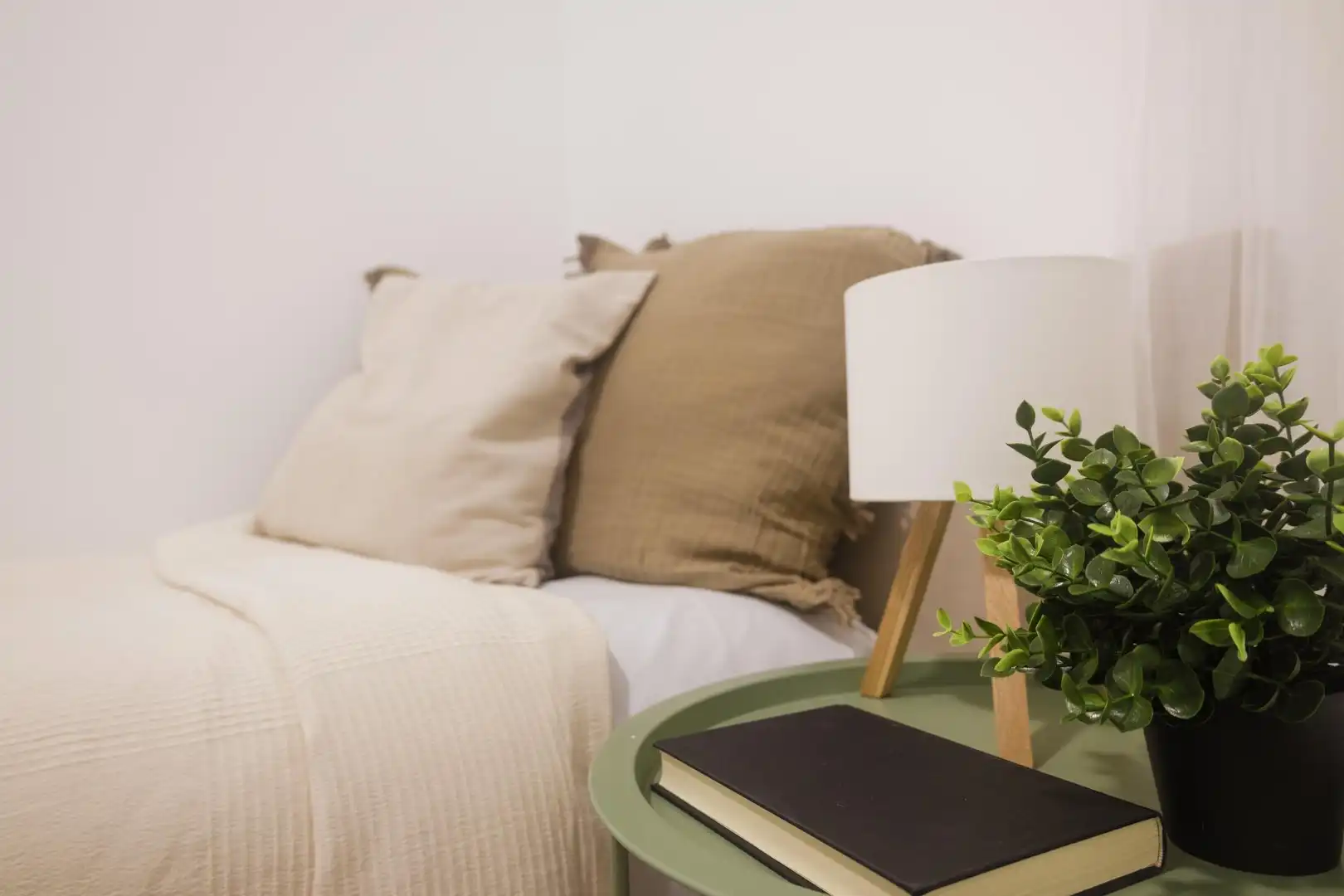 Bedroom of Flat for sale in Madrid