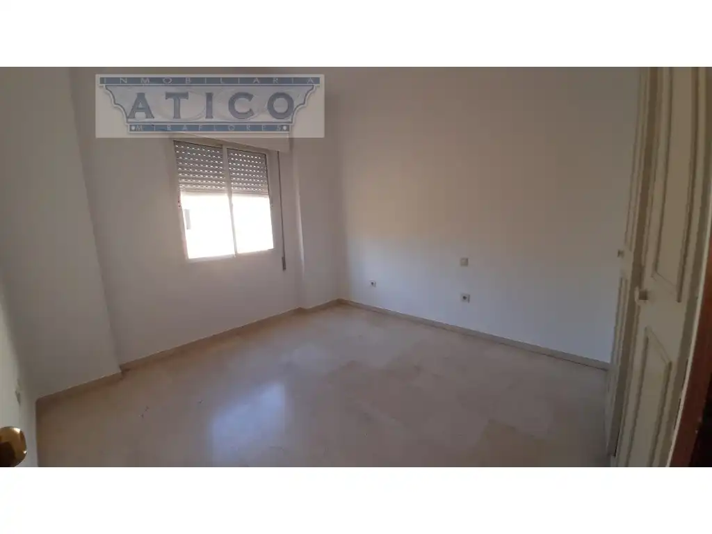 Schlafzimmer von Wohnung zum Verkauf in Sevilla
