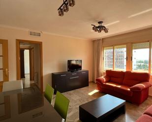 Living room of Flat to rent in  Granada Capital  with Air Conditioner, Heating and Storage room