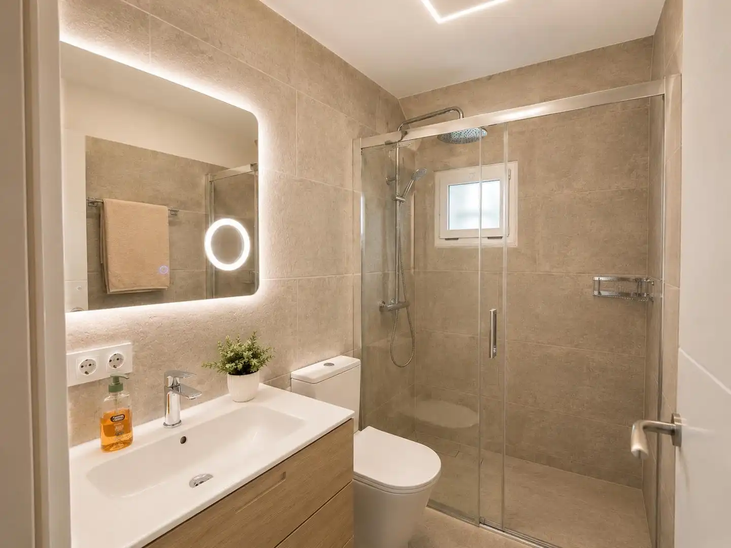 Villa con giardino in vendita a Carrer d'OSONA, imagen 19