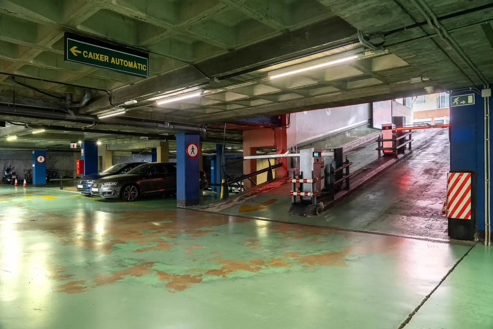 Parkplatz von Garage zur Miete in Barcelona