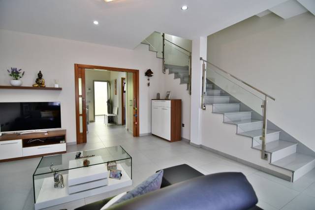 Casa adosada en Alquiler en Agüimes - Temisas