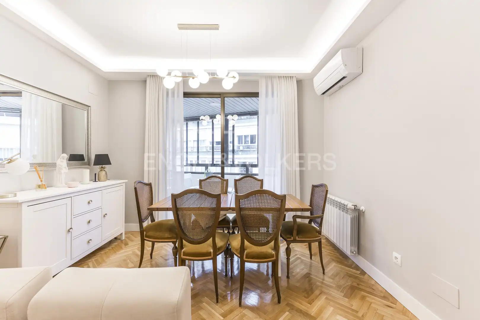 Comedor de Piso en venta en Madrid con Aire acondicionado, Calefacción y Terraza