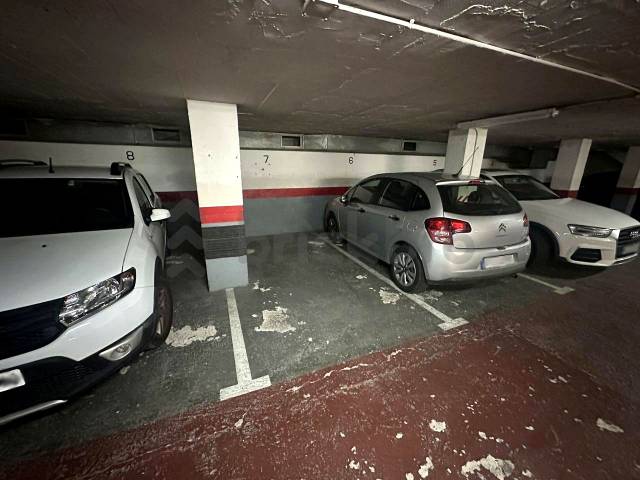 Garaje en Venta en Carrer del Francolí en El Putget i el Farró