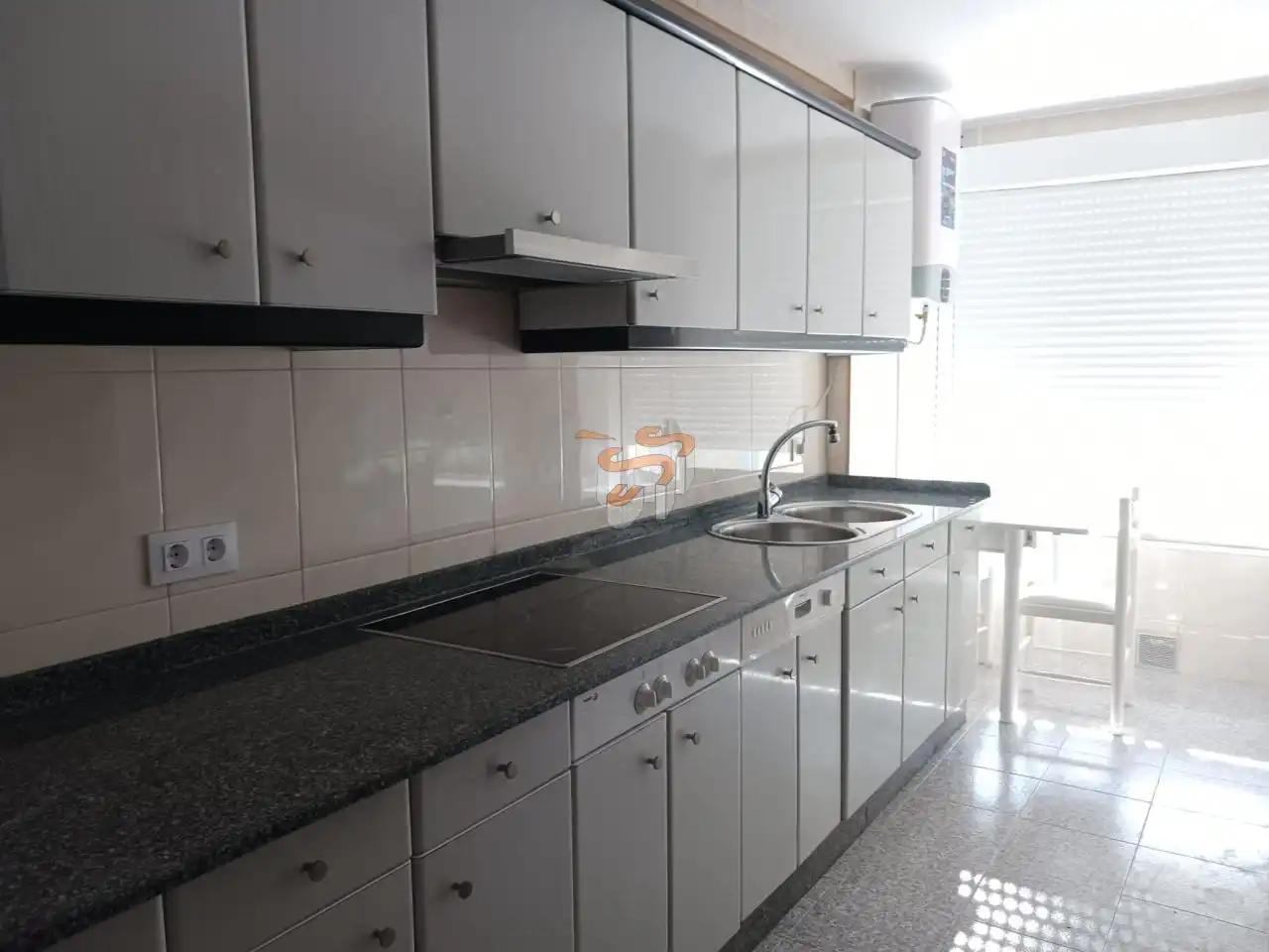 Kitchen of Apartments for rent in Ferrol  with Heating and Furnished