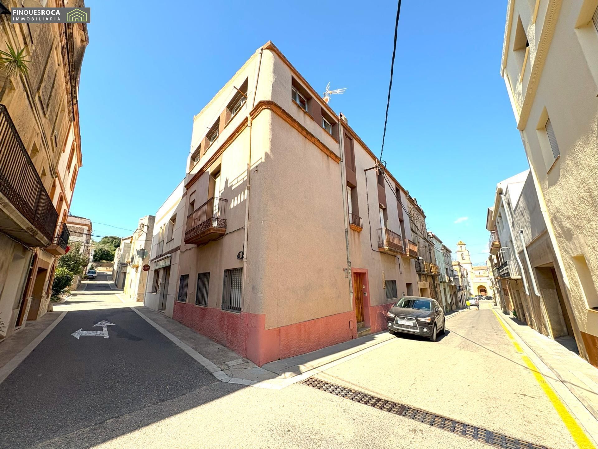 Vista exterior de Casa o xalet en venda en Godall amb Alarma