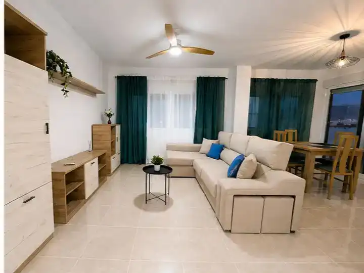 Wohnzimmer von Wohnung zur Miete in Alcalà de Xivert mit Möbliert und Balkon