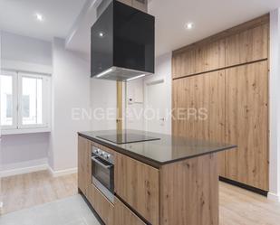 Kitchen of Apartment to rent in  Madrid Capital  with Air Conditioner, Heating and Storage room