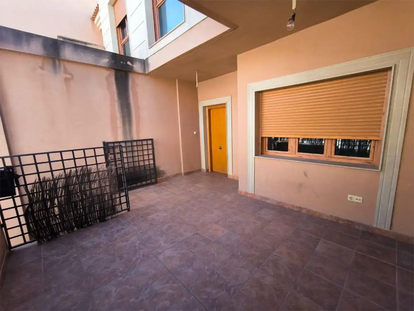 Vista exterior de Piso en venta en Monóvar  / Monòver, Alicante