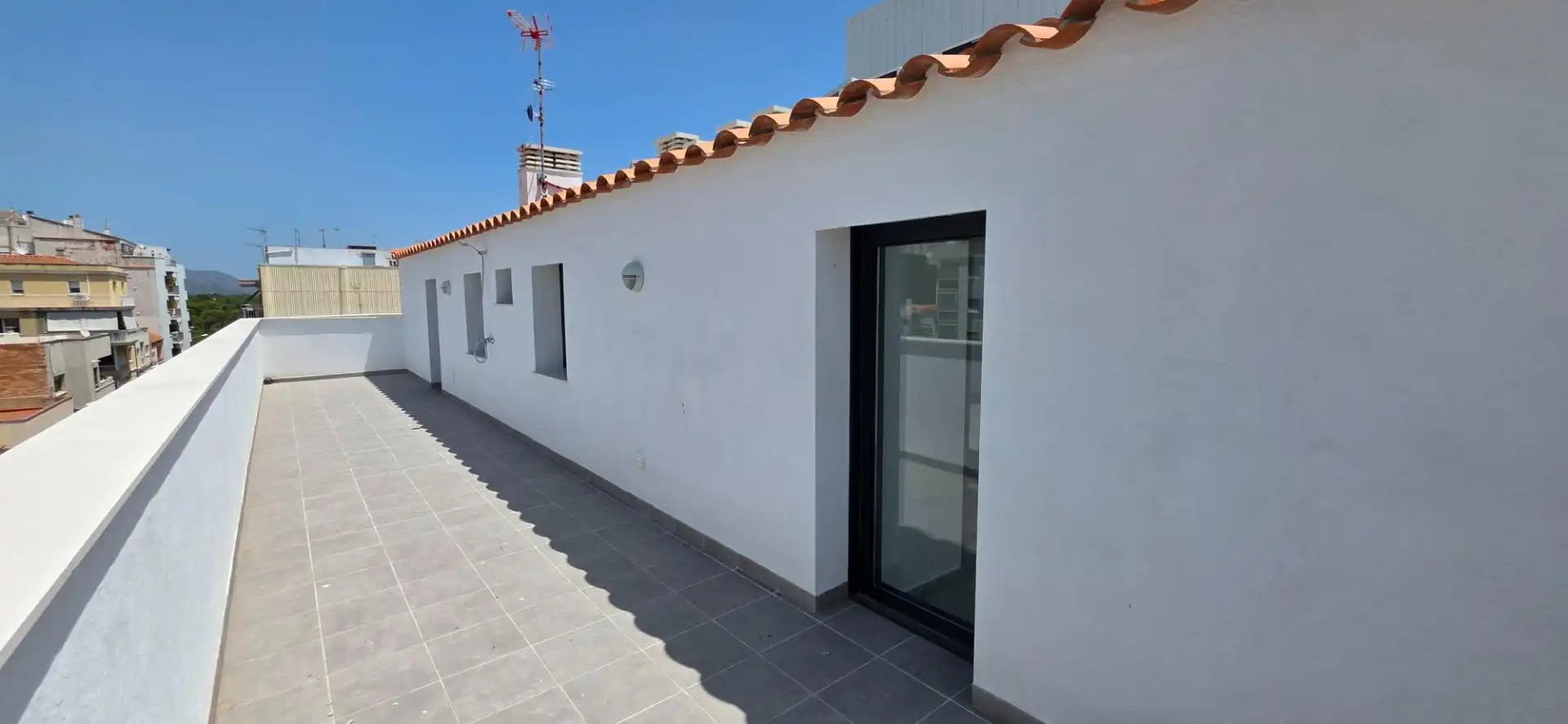 Vista exterior de Àtic en venda en L'Ametlla de Mar  amb Aire condicionat