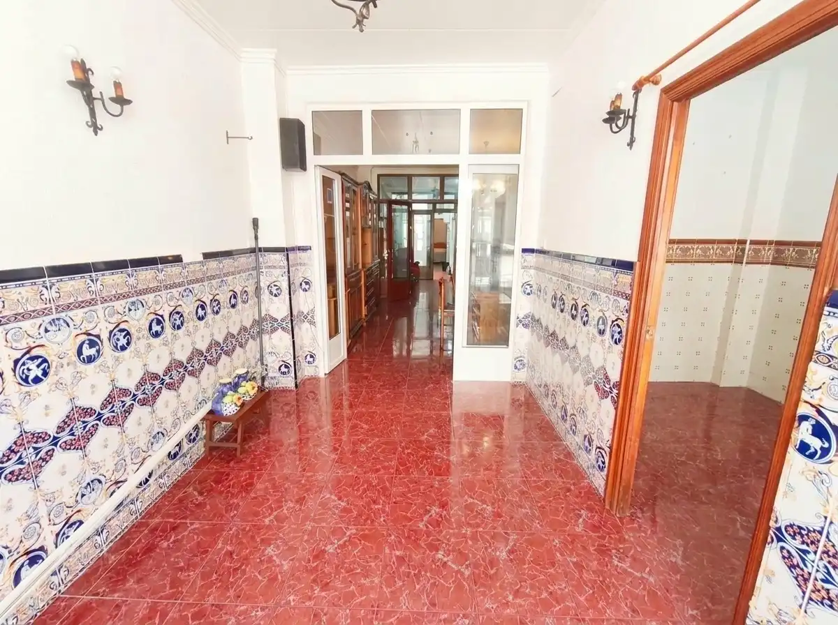 Casa amb terrassa en venda a Pueblo de Cullera