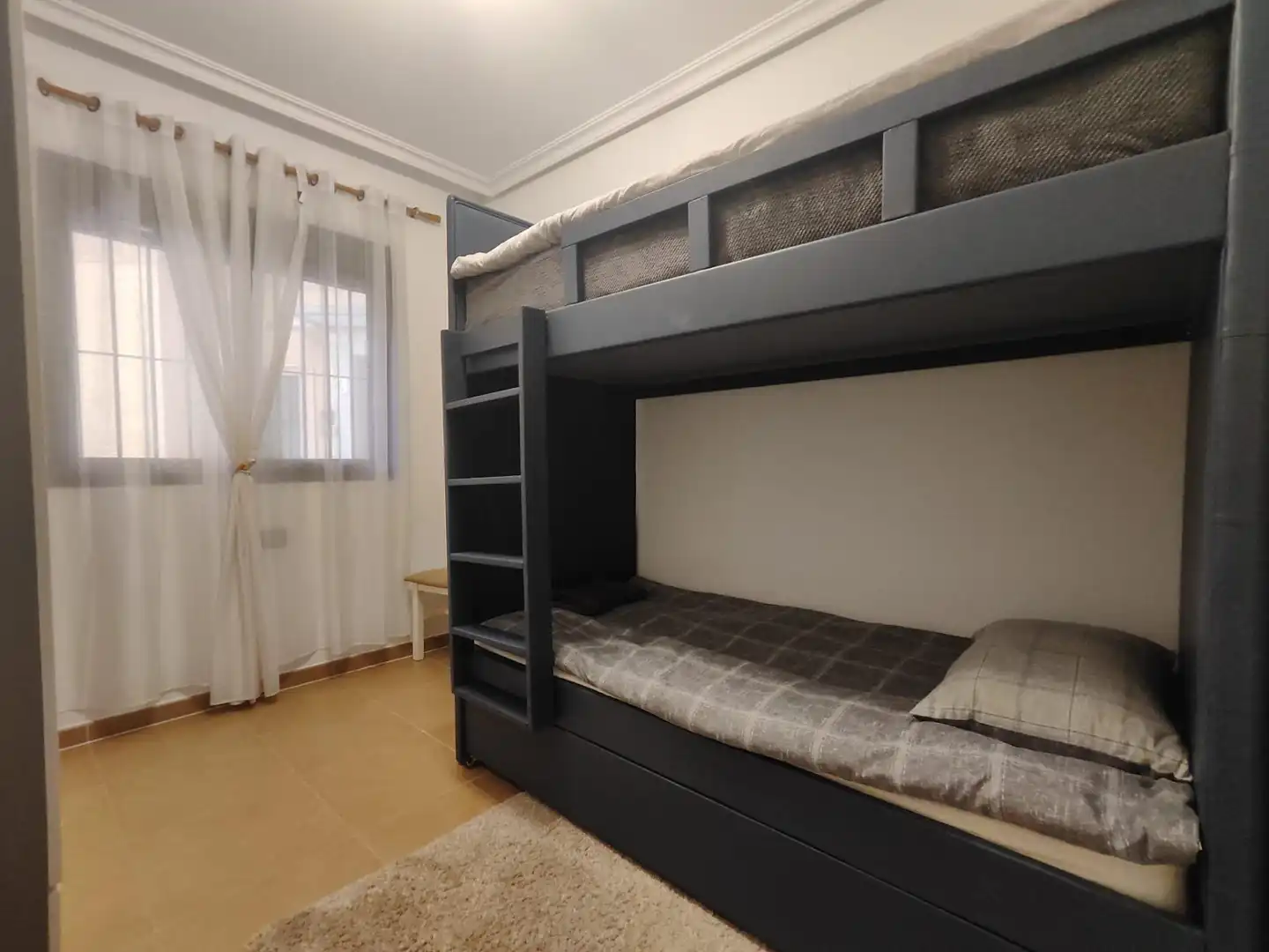 Bedroom of Flat for sale in Torremolinos  with Air Conditioner, Heating and Terrace