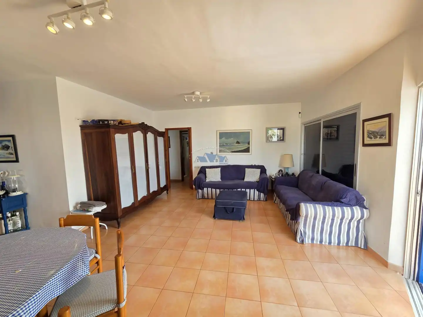 Sala d'estar de Casa o xalet en venda en Puerto de Santiago