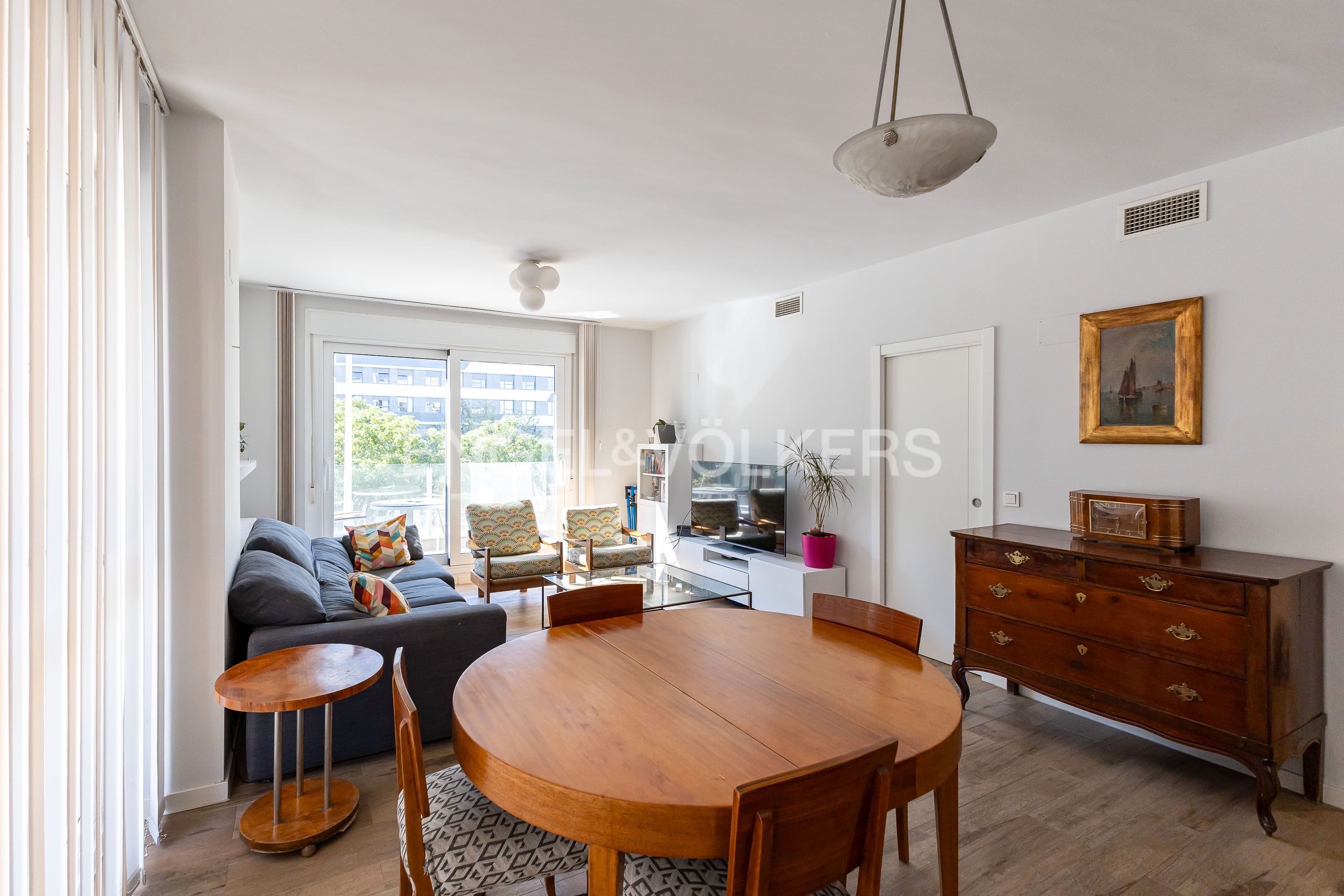 Vista exterior de Apartamento en venta en  Madrid Capital con Aire acondicionado, Calefacción y Jardín privado