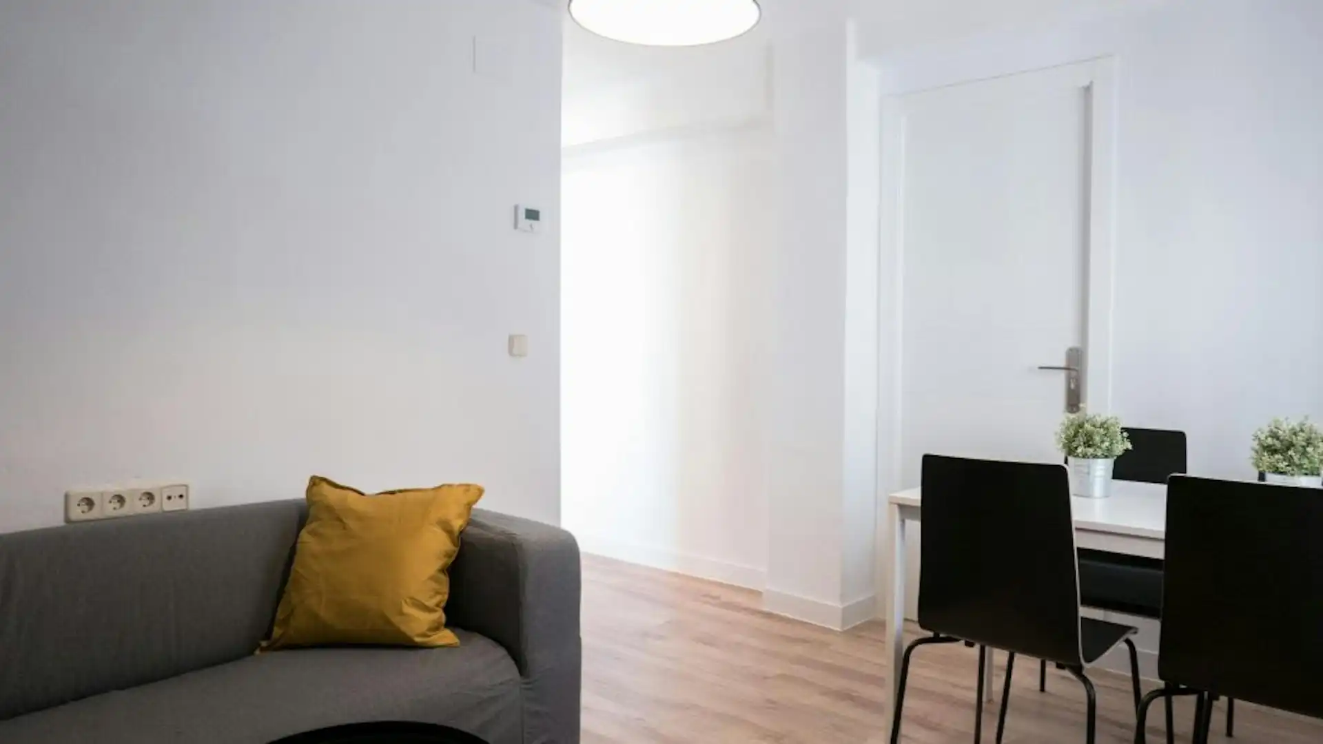 Bedroom of Flat for rent in Madrid  with Heating, Furnished and Washing machine